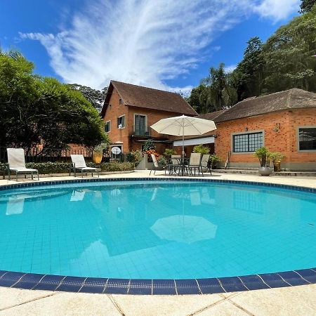 Villa Serena Bed & Breakfast Embu Exterior photo