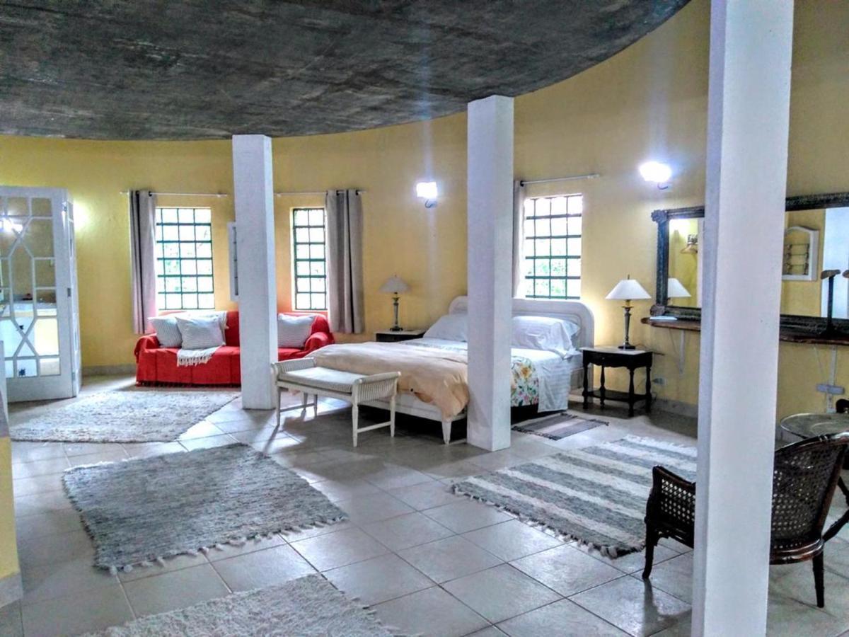 Villa Serena Bed & Breakfast Embu Exterior photo