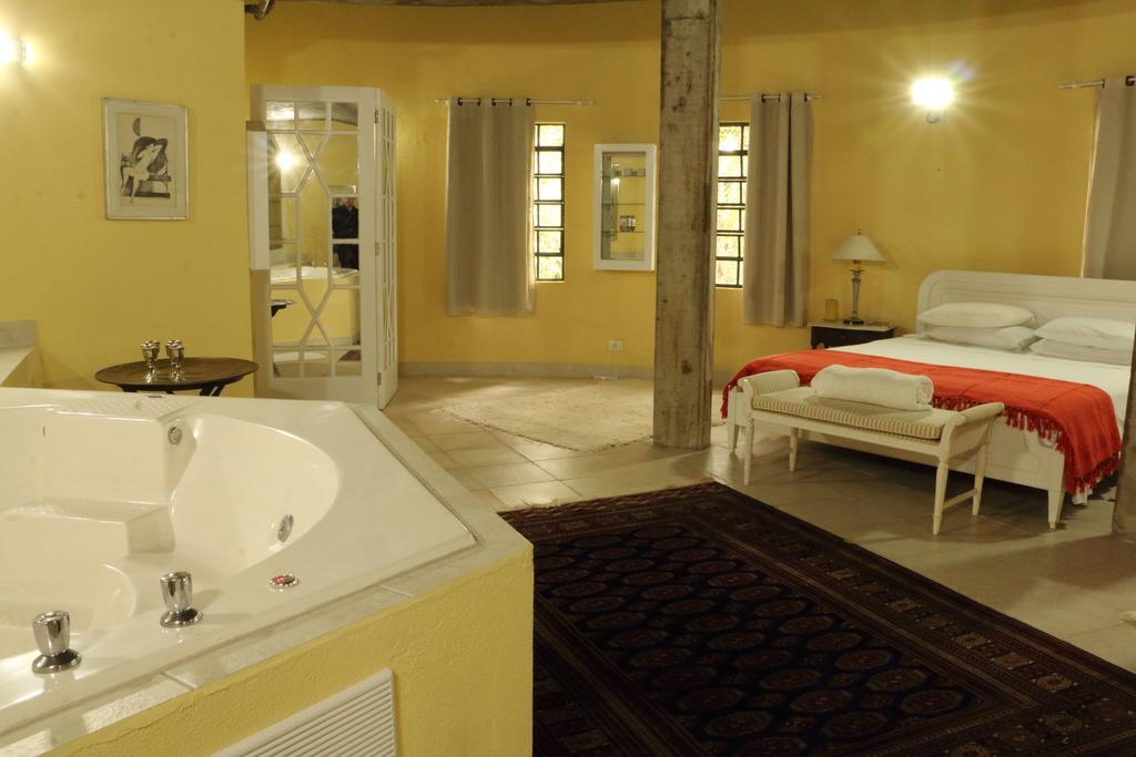 Villa Serena Bed & Breakfast Embu Exterior photo